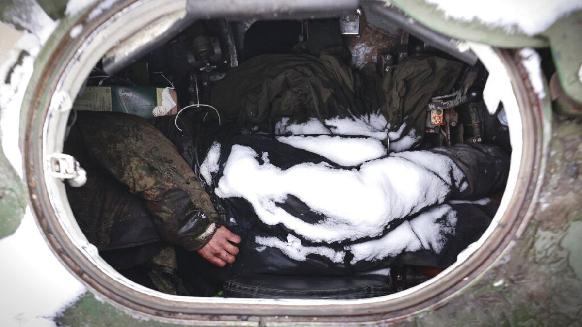 Leblose Körper in einem Militärfahrzeug im ukrainischen Butscha, nordwestlich von Kiew.