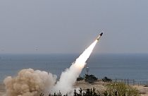  زعيم كوريا الشمالية أمر باختبار "نوع جديد" من الصواريخ البالستية العابرة للقارات