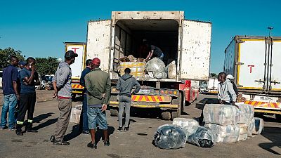 Zimbabwe: How flour smugglers are saving deprived communities