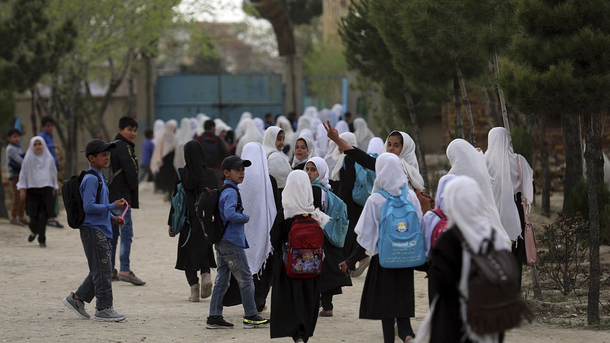 Unterrichtsbeginn in Kabul