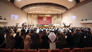 صورة أرشيفية للجلسة الأولى لمجلس النواب العراقي المنتخب حديثًا الأحد 9 كانون الثاني / يناير 2022