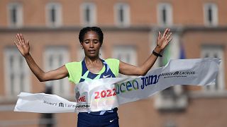 Ethiopians Fikre Bekele and Adugna Dalasa win 2022 Rome marathon