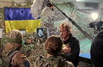 شان پن در حاشیه فیلمبرداری مستندی که درباره با جنگ اوکراین و روسیه ساخته است