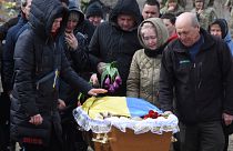 Funeral de um ucraniano em Yuzhine, na região de Odessa