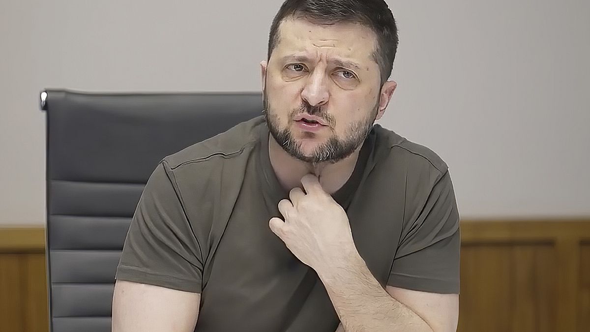 Negoziati di pace, l'apertura di Zelensky: discuteremo del Donbass