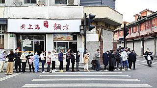 Covid-19 : Shanghai complètement confinée en deux temps