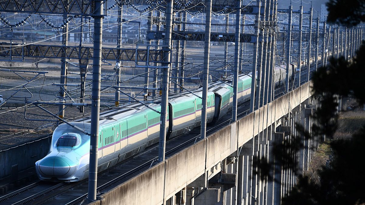 قطار في اليابان 
