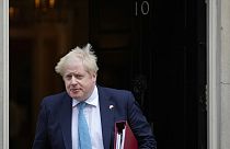 Primeiro-ministro do Reino Unido, Boris Johnson, a sair do n.°10 de Downing Street