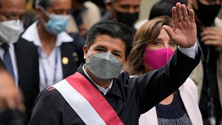 Le président péruvien échappe à la destitution