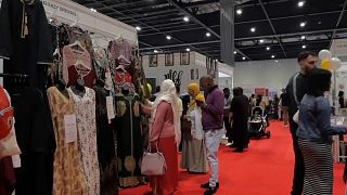 British Muslims prepare Ramadan with a shopping festival