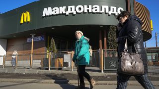 McDonald's in Russia punta al franchising. Restano aperti almeno 100 locali