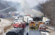 ABD'de 80 aracın karıştığı kazada 6 kişi öldü