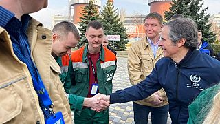 Ο επικεφαλής της Διεθνούς Υπηρεσίας Ατομικής Ενέργειας (IAEA) Ραφαέλ Γκρόσι επισκέπτεται πυρηνικό εργοστάσιο στην Ουκρανία