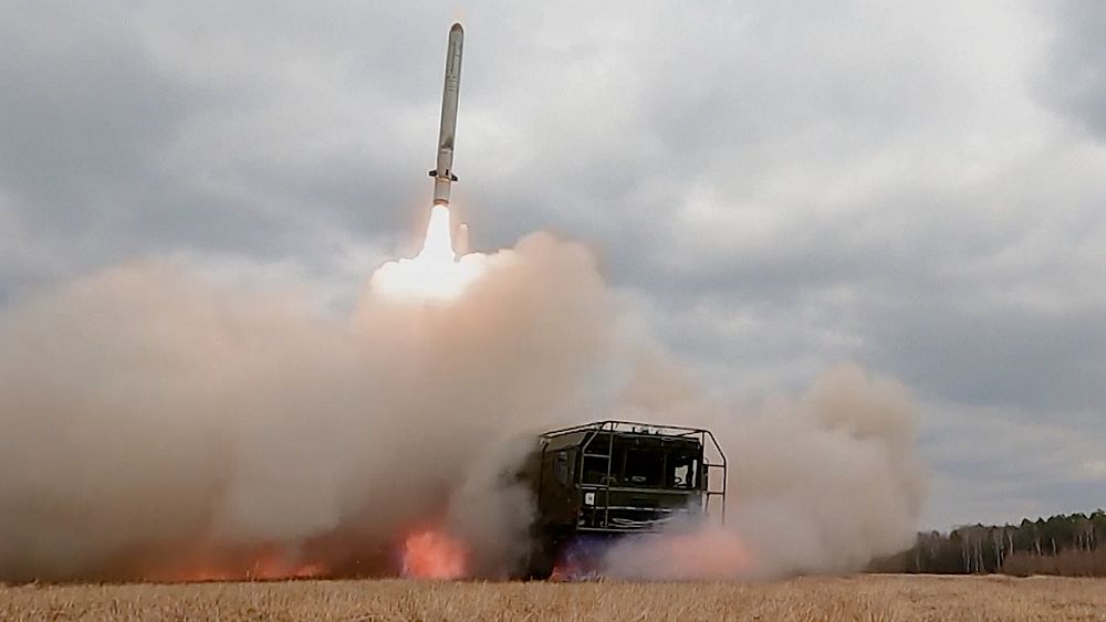 VIDEO : Strike by Russian Iskander mobile ballistic missile system ...