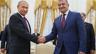 Anatoly Bibilov e Vladimir Putin