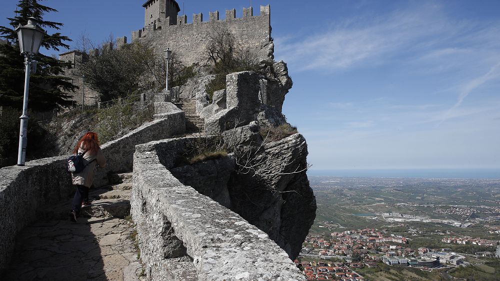 San Marino è diventato il primo Paese al mondo con un capo di stato gay, bisessuale e transgender (LGBT).