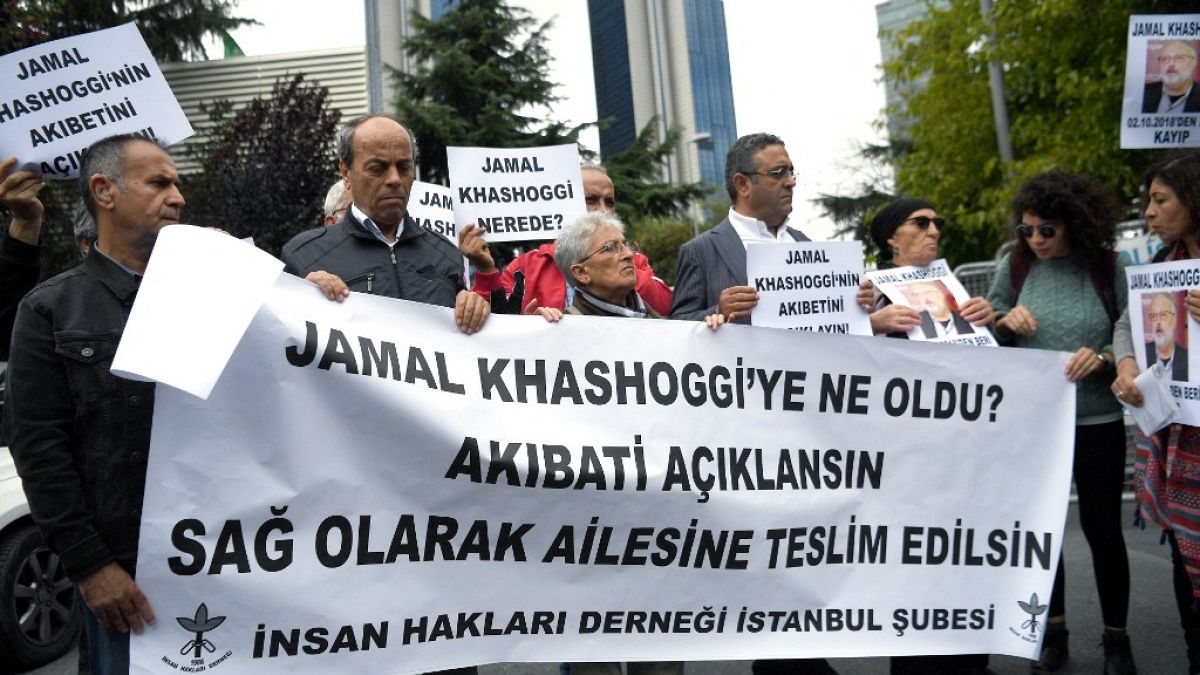Demonstranten fordern Aufklärung über den Mord an Jamal Khashoggi (Archivbild von 2018).