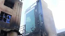 حريق يدمر مركزا تجاريا في الصومال.