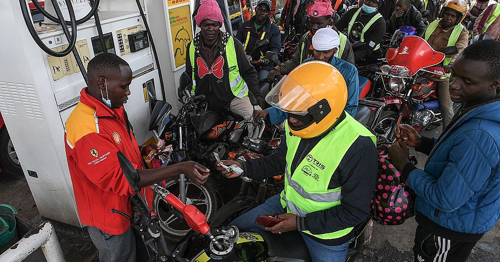 Fuel shortage in Kenya leads to price hikes Africanews