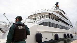 Guarda civil espanhola confisca em Maiorca um iate de luxo do oligarca Viktor Vekselberg