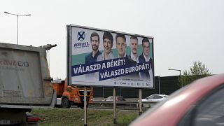 Az ellenzéki összefogás óriásplakátja Budapesten