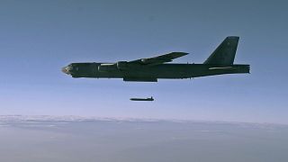 یک فروند بمب افکن بی ۵۲ ارتش آمریکا