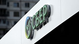 Logotipo do Sberbank num dos escritórios da instituição em Moscovo (arquivo)