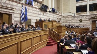Ελληνική βουλή - το μήνυμα Ζελένσκι