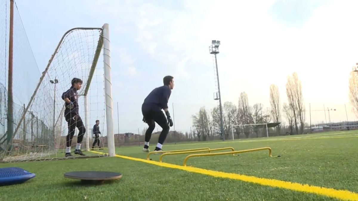 Makszim Mihalcsenko ukrán menekült egy olasz focicsapat edzésén 2022. április 7-én