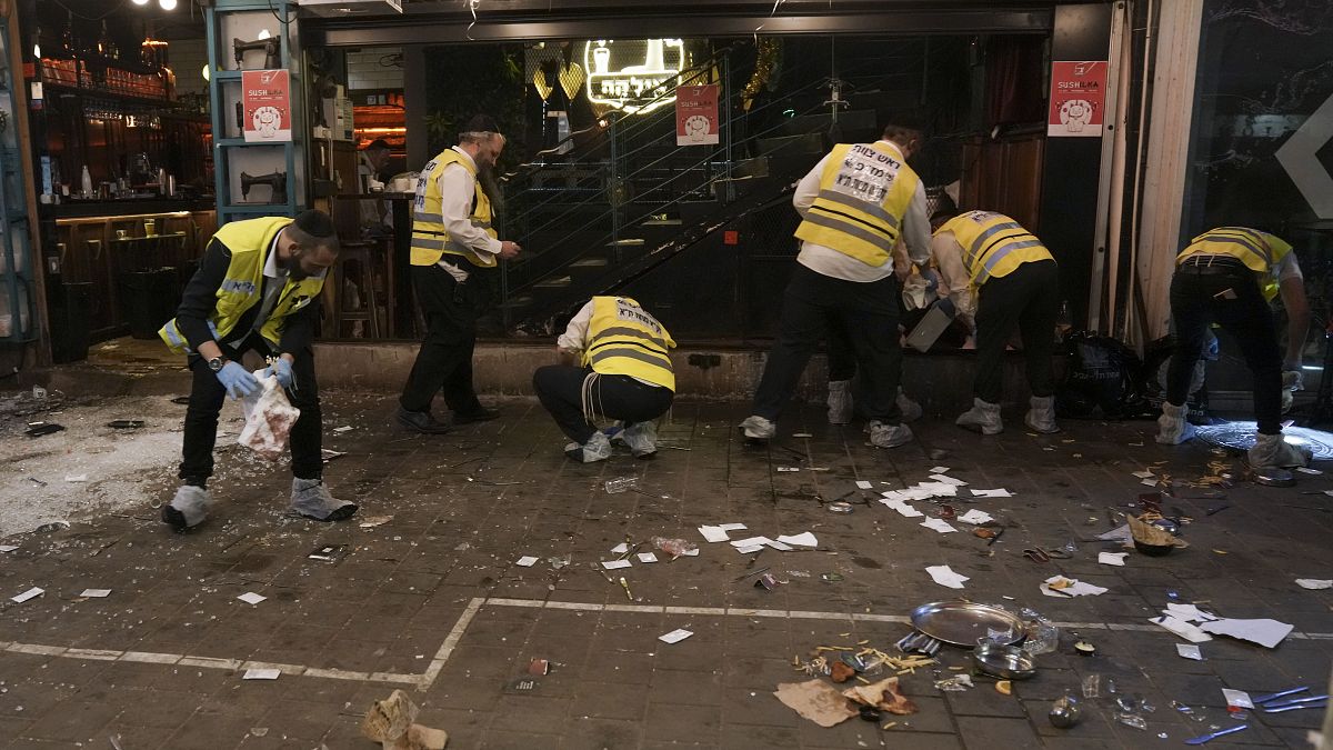 Opération de police après l'attaque armée à Tel-Aviv