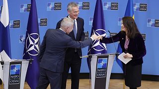 Pekka Haavisto finn és Ann Linde svéd külügyminiszter még januárban, a NATO brüsszeli főhadiszállásán