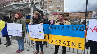 Habitantes de Sarajevo expresan su solidaridad con Ucrania