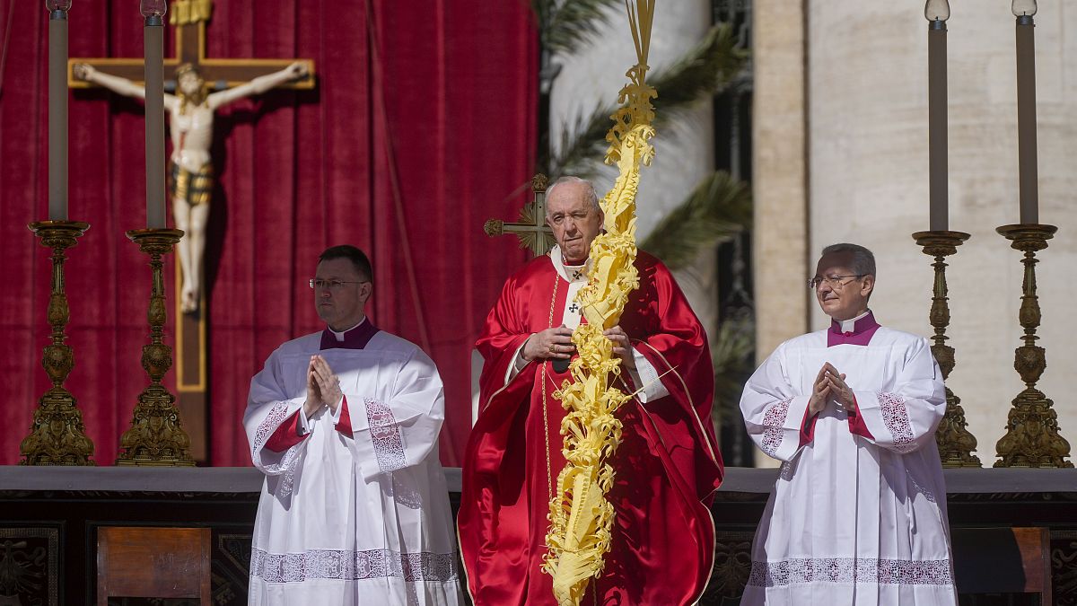 Papa celebra homilia do Domingo de Ramos na Praça de São Pedro, Vaticano