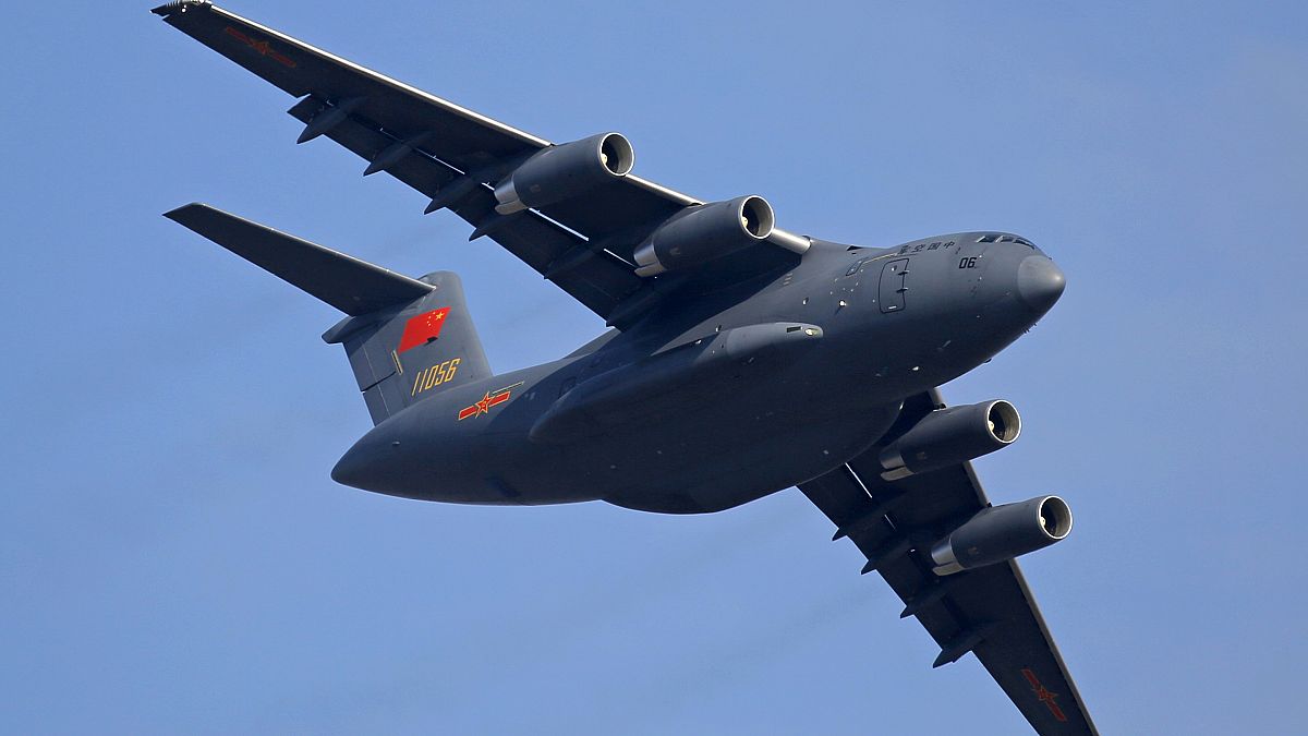 Çin askeri nakliye uçağı
