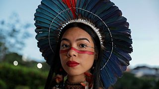 Cleiane Costa vom Stamm der Sateré-Mawé posiert bei den Modenschauen in Manaus (9. April 2022)