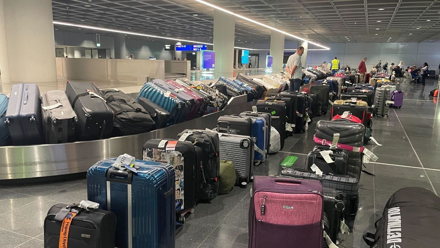 Here's What to Do When an Airline Loses Your Luggage