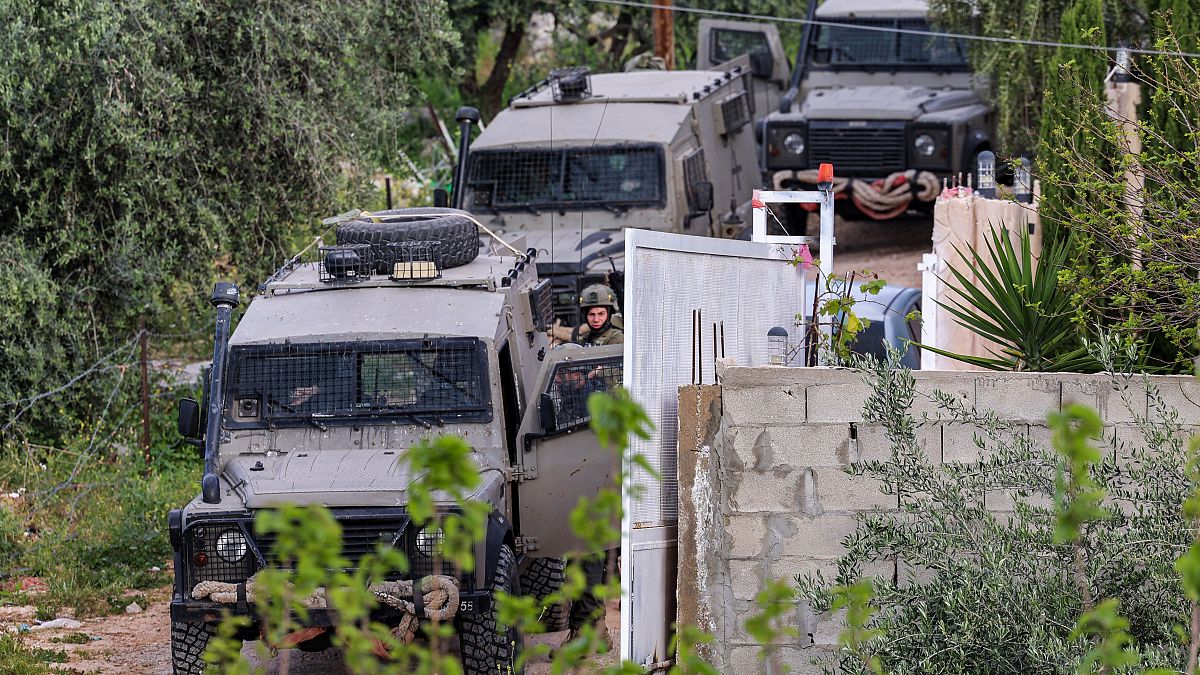 جنود إسرائيليون يشاركون في عملية عسكرية في جنين في الضفة الغربية المحتلة 