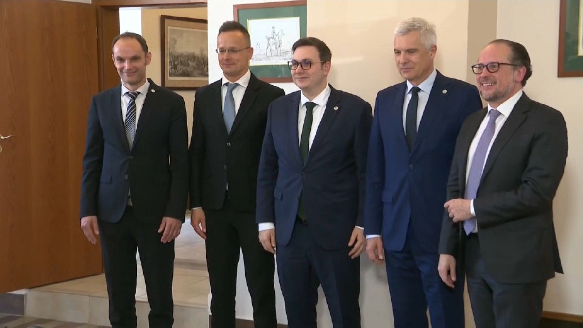 Οι Υπουργοί Εξωτερικών των πέντε κρατών