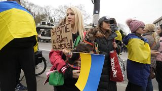 Акция протеста против российского вторжения на Украину в Польше