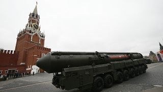 Un lanceur de missile balistique russe intercontinental Topol M , sur la place rouge de Moscou, le 9 mai 2017