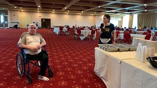 Refugiados ucranianos con discapacidades han sido acogidos en un hotel de Roma, en Italia