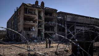 Последствия российских ударов по заводу в Киевской области 15 апреля 2022