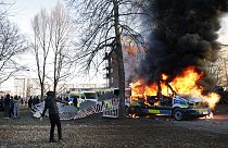 Jagdszenen in Örebro - ein Dutzend Polizistinnen und Polizisten wurden verletzt 