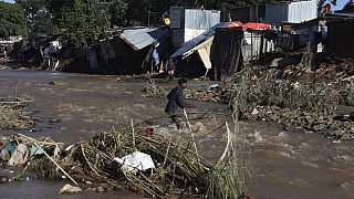 Afrique du Sud : le bilan des inondations grimpe à au moins 443 morts