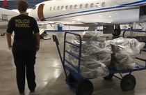 Polícia Federal brasileira apreende cocaína a bordo de avião