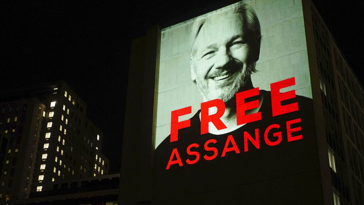 Poster für Julian Assange
