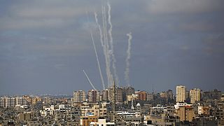 صورة من الأرشيف لإطلاق صواريخ من قطاع غزة باتجاه إسرائيل