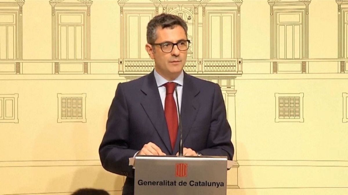 El Ministro de la Presidencia, Félix Bolaños, tras la reunión con su homóloga catalana Laura Vilagrà, este domingo.