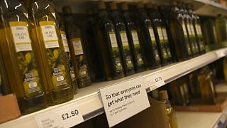 Speiseöl-Rationierungen im Supermarkt
