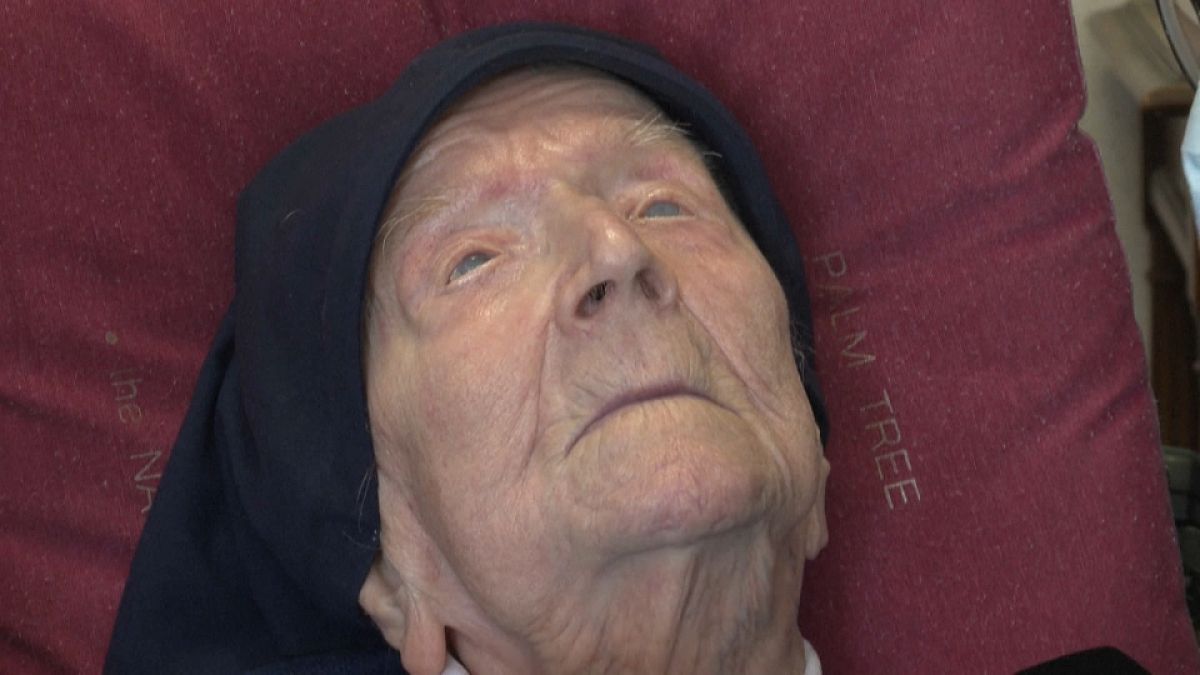  الفرنسية لوسيل راندون تبلغ من العمر 118 عاما